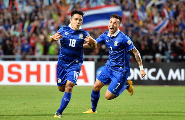 Charyl Chappuis là thành viên ĐT Thái Lan vô địch AFF Cup 2014.