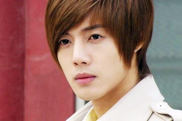 
Ngoại hình mỹ nam của Kim Hyun Joong.
