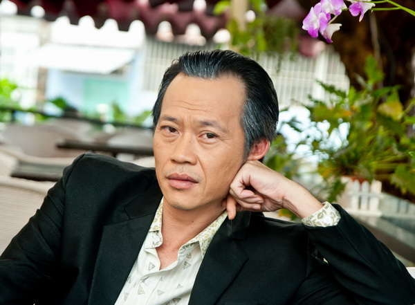 
Với lượng fan đông đảo, diễn viên Hoài Linh sẽ không bị chỉ trích và nhận được sự ủng hộ tuyệt đối nếu làm HLV trưởng ĐT Việt Nam
