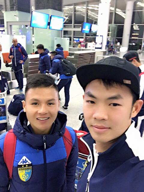 Tiền vệ trẻ Quang Hải (trái) tự tin sẽ giúp Hà Nội T&T tạo nên bất ngờ trước đại gia Pohang Steelers