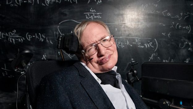 Giáo sư Hawking nghĩ rằng du hành liên sao có thể chuyển mình từ giấc mơ thành hiện thực.