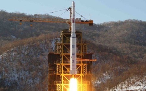 Hình ảnh một quả tên lửa của Triều Tiên rời bệ phóng. (Ảnh: AFP)