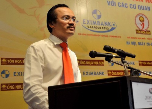 
HLV Nguyễn Thành Vinh đề xuất ông Võ Quốc Thắng lên làm Tân Chủ tịch VFF.
