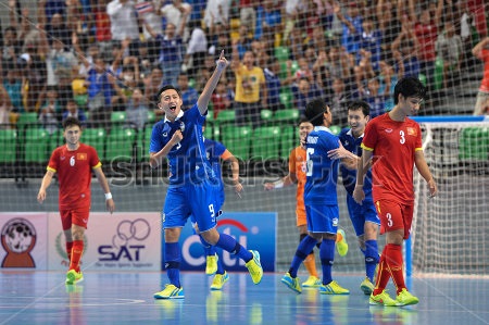 
Suphawut từng khiến futsal Việt Nam ôm hận thua 0-6.

