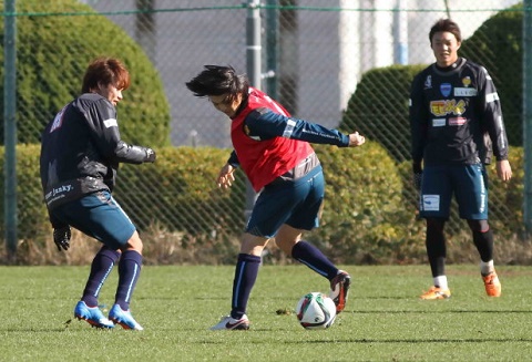 
Tuấn Anh trong 1 buổi tập với Yokohama FC.
