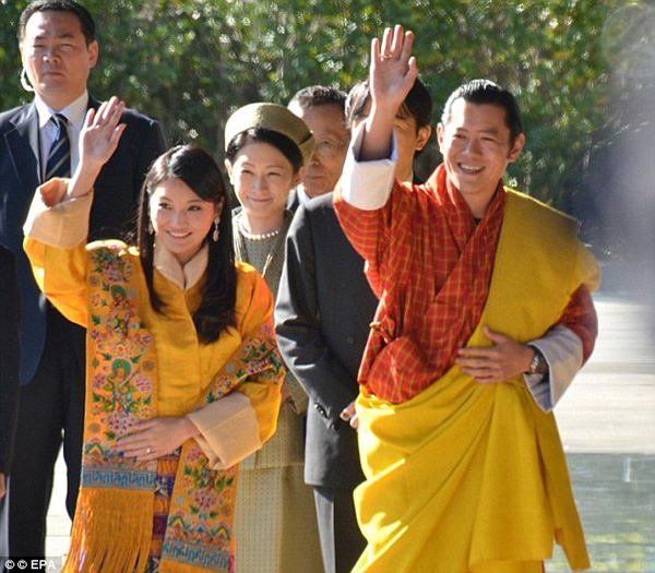 
Quốc vương Jigme Khesar Namgyel Wangchuck trị vì Bhutan sau khi cha thoái vị vào năm 2006.
