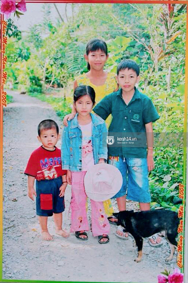 
Ánh Viên đón tết cùng gia đình năm 2008, cũng từ đây cô thường xuyên phải xa gia đình và đã trải qua 4 năm liên tiếp không được đón tết ở Việt Nam.
