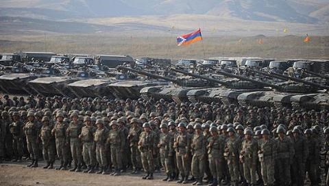 Quân đội Armenia.