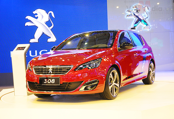 Peugeot 308 GT Line tại triển lãm ô tô Việt Nam 2015