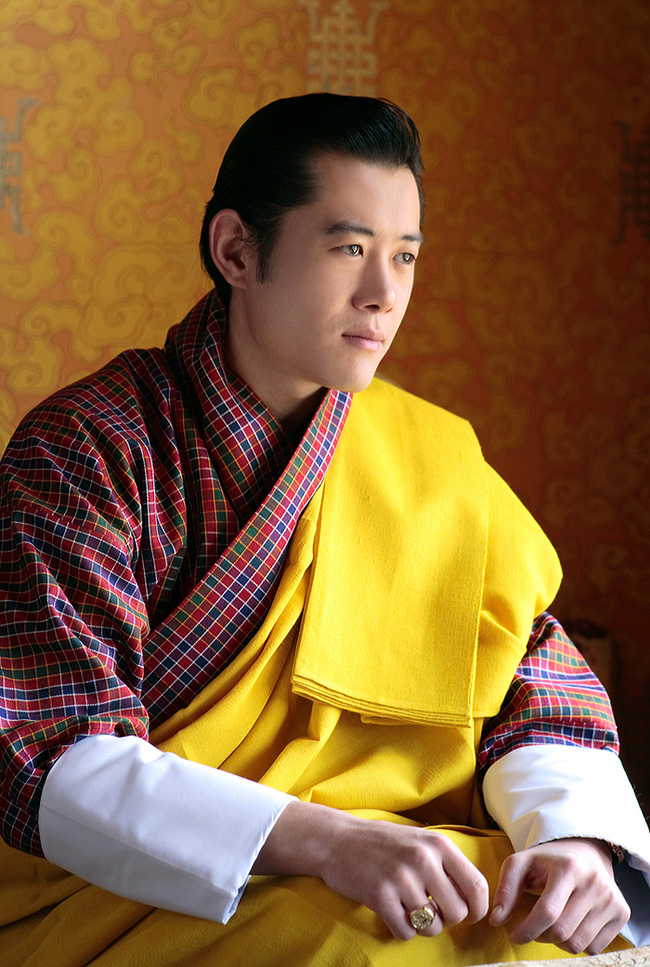 
Chân dung Quốc vương Bhutan.
