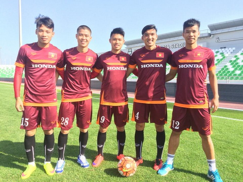 
Các cầu thủ U23 Việt Nam trên sân tập Hamad Bin Khalifa. Ảnh: Nam Anh
