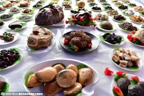 
Bàn tiệc 108 món ăn ở Triết Giang...
