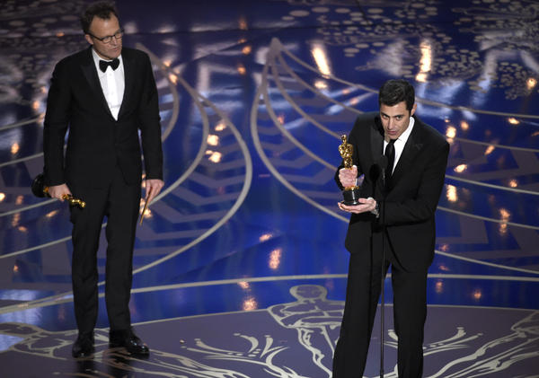
Spotlight nhận được giải thưởng đầu tiên của Oscar dành cho Kịch bản gốc xuất sắc nhất
