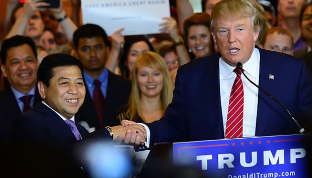 
Ông Novanto (trái) tham gia vận động tranh cử cùng Trump ở New York. Ảnh: AP
