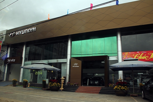 
Showroom Hyundai Cẩm Lệ, một trong hai địa điểm mà Huy gây án.
