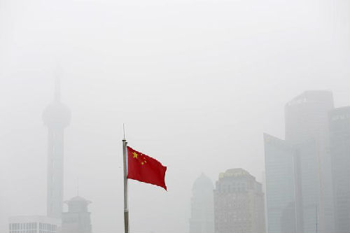 
Đối với người dân Bắc Kinh hiện nay, một bầu trời cao, trong xanh là niềm mơ ước xa xỉ.
