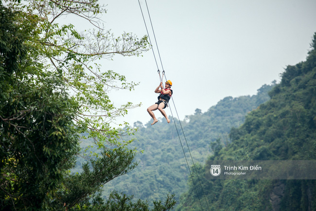 Hãy thử cảm giác đu dây mạo hiểm giữa lòng sông...