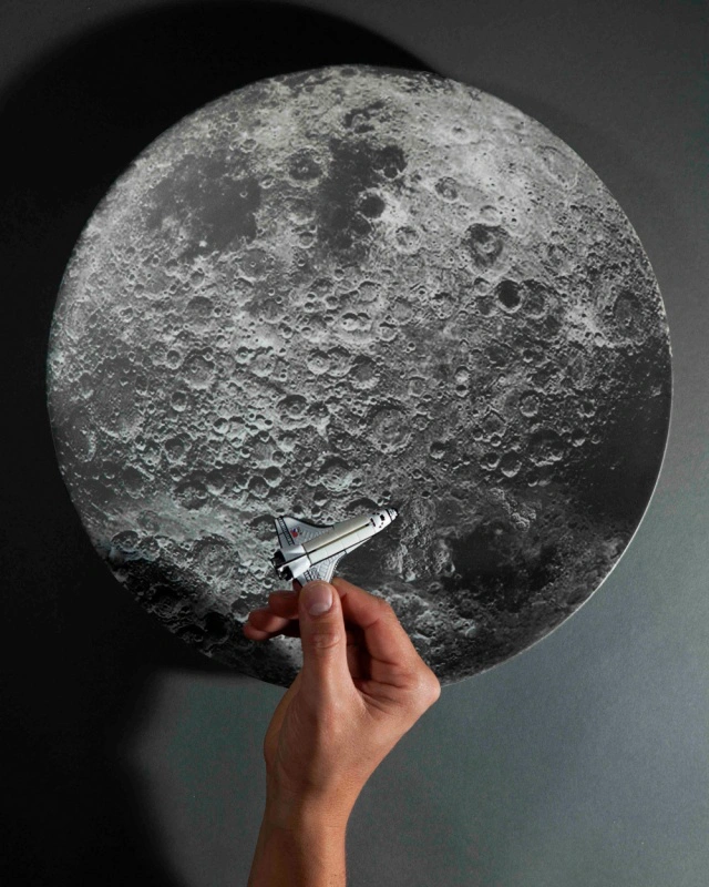 8. Chiếc đĩa mặt trăng dành cho các phi hành gia tương lai.