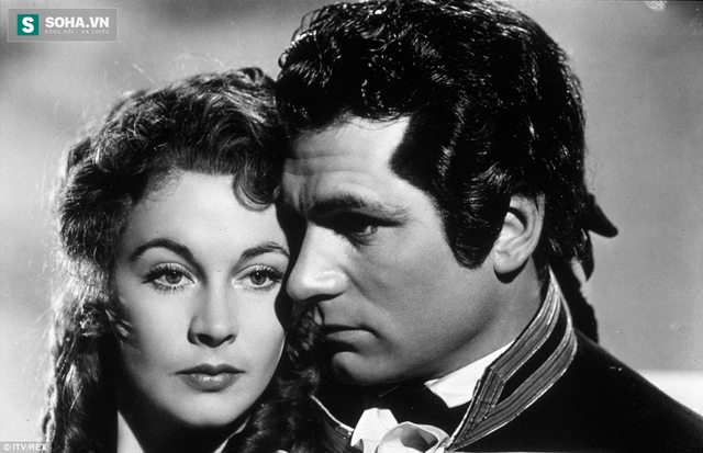 
Vivien và Laurence có cơ duyên định mệnh khi được đóng chung trong bộ phim Fire Over England (1937).
