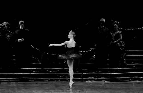 
Động tác fouette nổi tiếng trong múa ballet
