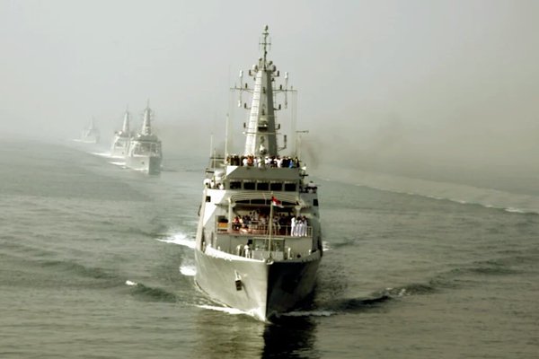 
Tàu tuần tra xa bờ INS Sumitra của Hải quân Ấn Độ sẽ đóng vai trò làm du thuyền của Tổng thống.

