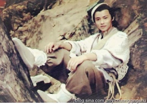 
Trương Tấn và vai phụ đầu tiên trong Võ Lâm Ngoại Sử.
