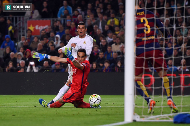 Bàn thắng đánh sập Barcelona ngay tại Nou Camp.