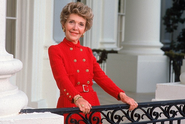 
Cựu đệ nhất Phu nhân Nancy Reagan qua đời ngày 6/3/2016, thọ 95 tuổi.
