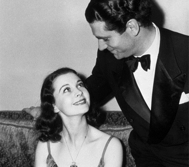 
Cặp đôi hạnh phúc tại lễ trao giải Oscar năm 1940.
