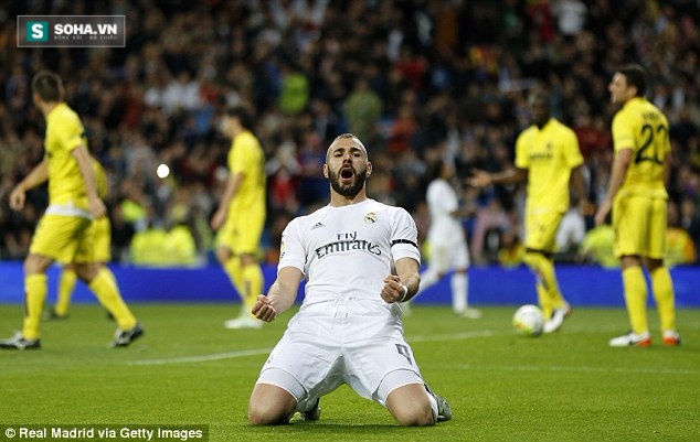 
Benzema ăn mừng bàn thắng đầy phấn khích.
