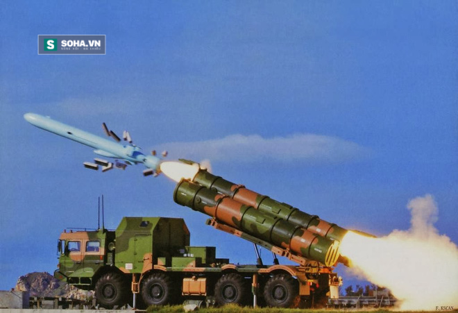 
Tên lửa diệt hạm C-602.
