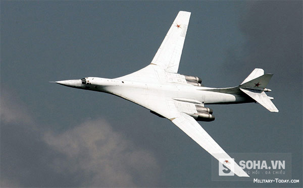 
Máy bay ném bom Tu-160.
