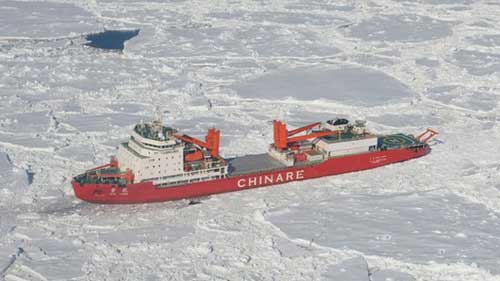 
Tàu phá băng Rồng Tuyết của Trung Quốc bị mắc kẹt ở biển Nam Cực hồi đầu năm 2014
