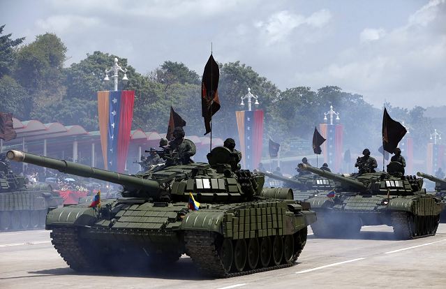 
Xe tăng T-72B1 tham gia duyệt binh tại Venezuela là một sản phẩm của Nga. Ảnh: ArmyRecognition.com
