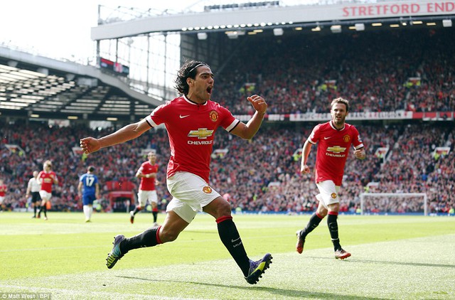 Falcao có bàn thắng đầu tiên cho Man United