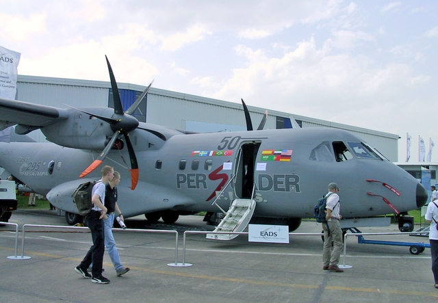 EADS CASA C-295 là một loại máy bay vận tải quân sự chiến thuật hai động cơ, do hãng Airbus Military chế tạo ở Tây Ban Nha