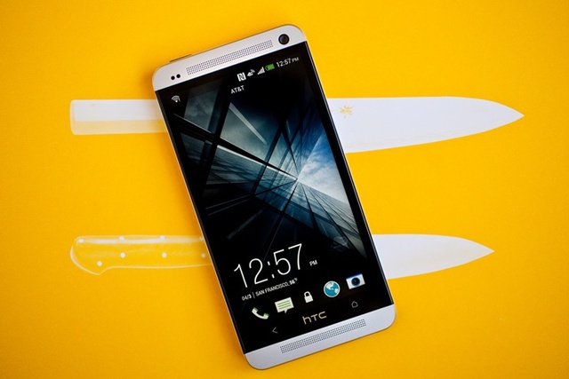 HTC One chính hãng bất ngờ giảm giá 1 triệu đồng
