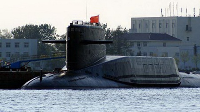 Tàu ngầm hạt nhân trang bị tên lửa đạn đạo Type 094 Jin của Trung Quốc. Ảnh: NDNB