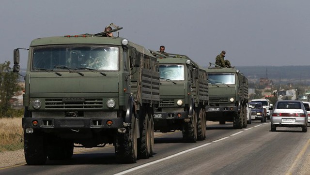 Xe quân đội Ukraine ở vùng Rostov, gần biên giới Ukraine tháng 8/2014 (Nguồn: AFP)