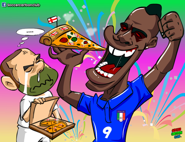 Balotelli được Rooney phục vụ bánh pizza