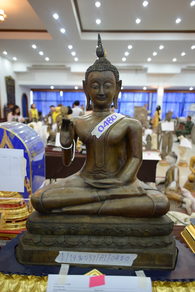Đức Phật cầu mưa – thời kỳ Vương quốc Rattanakosin, thế kỷ 25 Phật lịch (khoảng hơn 100 năm trước).