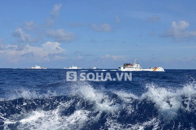 Tàu hải cảnh Trung Quốc ngăn cản tàu chấp pháp Việt Nam vào đấu tranh tuyên truyền hoạt động trái phép của giàn khoan Hải Dương 981