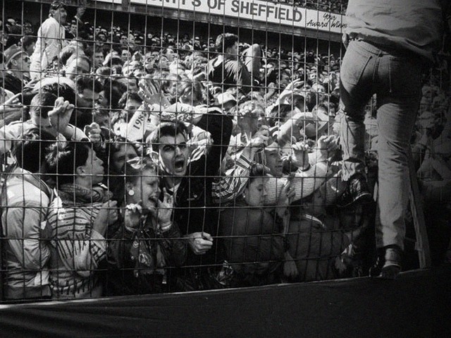 Thảm họa Hillsborough được người hâm mộ bóng đá xứ Sương mùa nói riêng và toàn thế giới nói chung nhớ tới bởi nó khiến 96 CĐV Liverpool thiệt mạng khi theo dõi trận bán kết cúp FA giữa Liverpool và Nottingham Forest ngày 15 tháng 4 năm 1989..