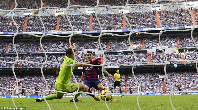 Messi đã bỏ lỡ pha bóng vô cùng đáng tiếc