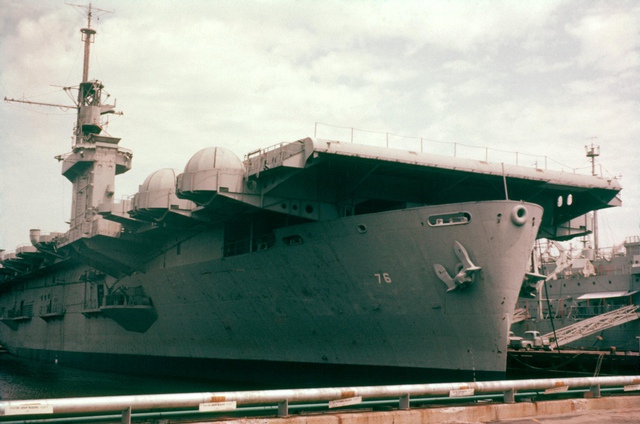 USS Kadashan Bay (CVE-76).