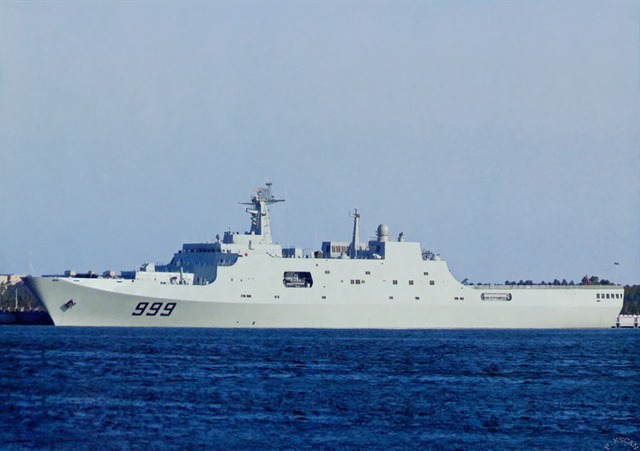 Theo số hiệu và chủng loại tàu được Cảnh sát biển cho biết thì đây chính là bộ đôi tàu đổ bộ Tĩnh Cương Sơn (999) và Côn Lôn Sơn (998) cả hai đều thuộc Type-071. 