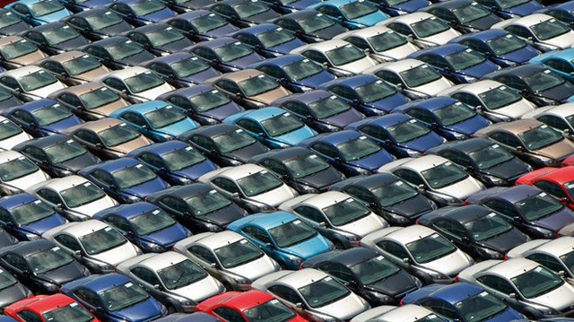2. Có khoảng 83 triệu xe ôtô đang được sản xuất hàng năm – tương đương 2,6 xe mỗi giây. Trong số đó, có ít nhất 1 phần 3 được sản xuất tại Trung Quốc.