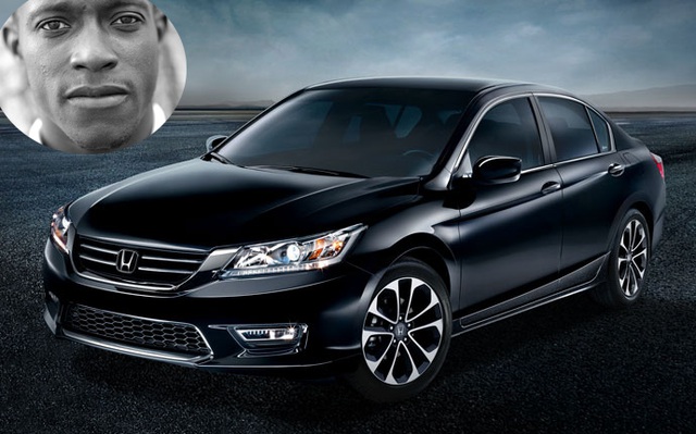 Chiếc xe Honda Accord đen ngòm mà Welbeck phải lòng