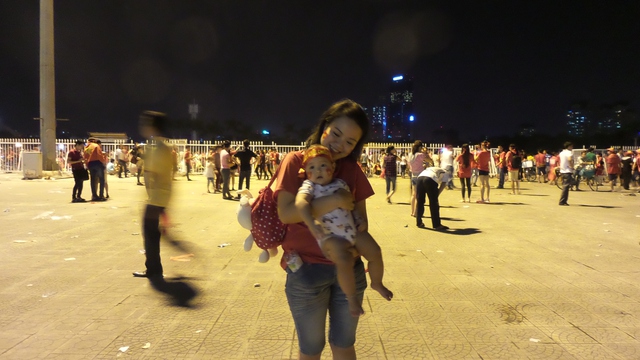 Bé Hoàng Minh Châu - 7 tháng tuổi và mẹ