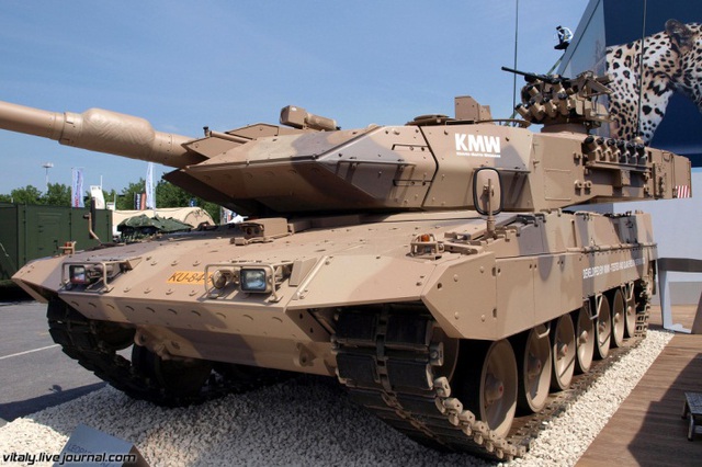 Leopard 2A7 có vỏ giáp nhiều lớp rất khó xuyên phá